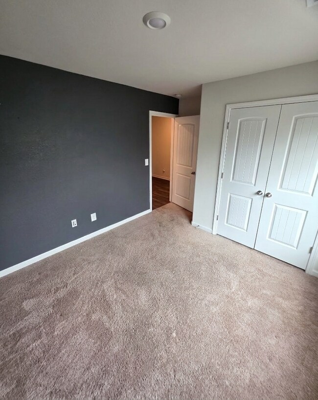 Building Photo - 218 Sundew Rd