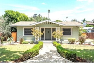 Building Photo - 327 W Malvern Ave