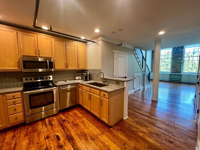 Foto del edificio - 1535 Caraleigh Mills Ct