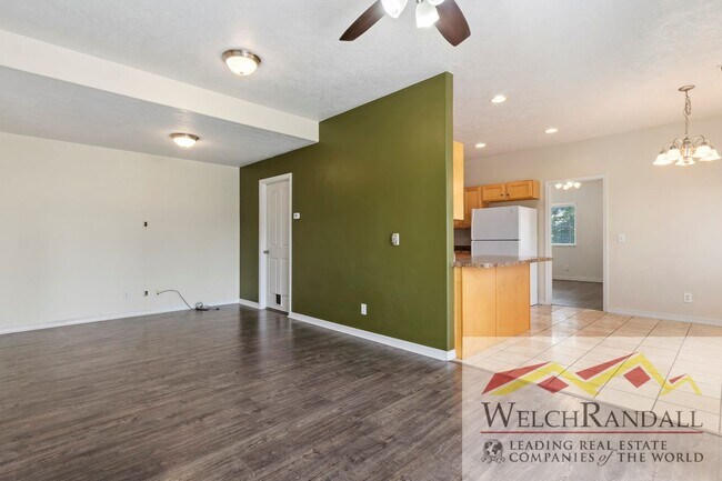 Building Photo - 2 Bed and 2 Bath Bountiful Condo UT!