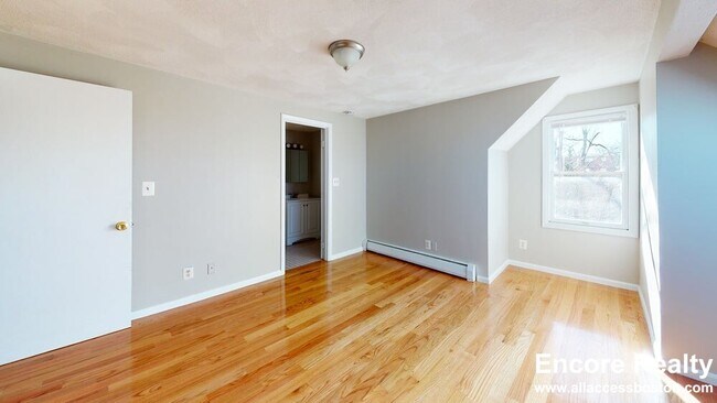 Foto del edificio - 27 Kelley Ct