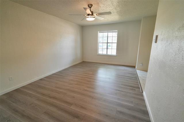 Foto del edificio - 11348 McCree Rd