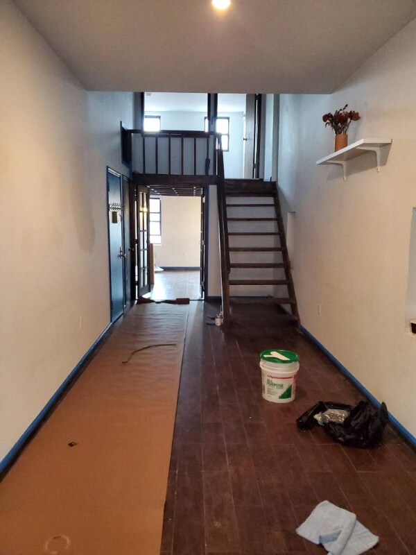 Foto del edificio - 44 Wilson Ave