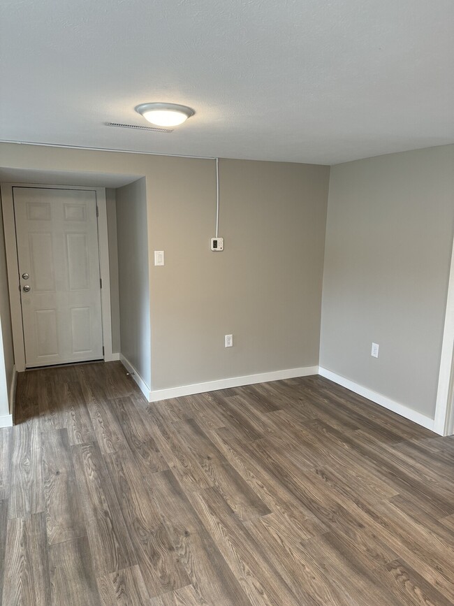 Building Photo - 56813 Best Ave