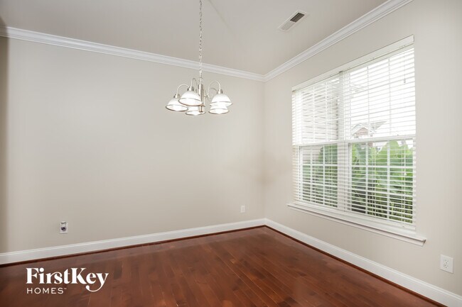 Building Photo - 3672 Village Springs Dr