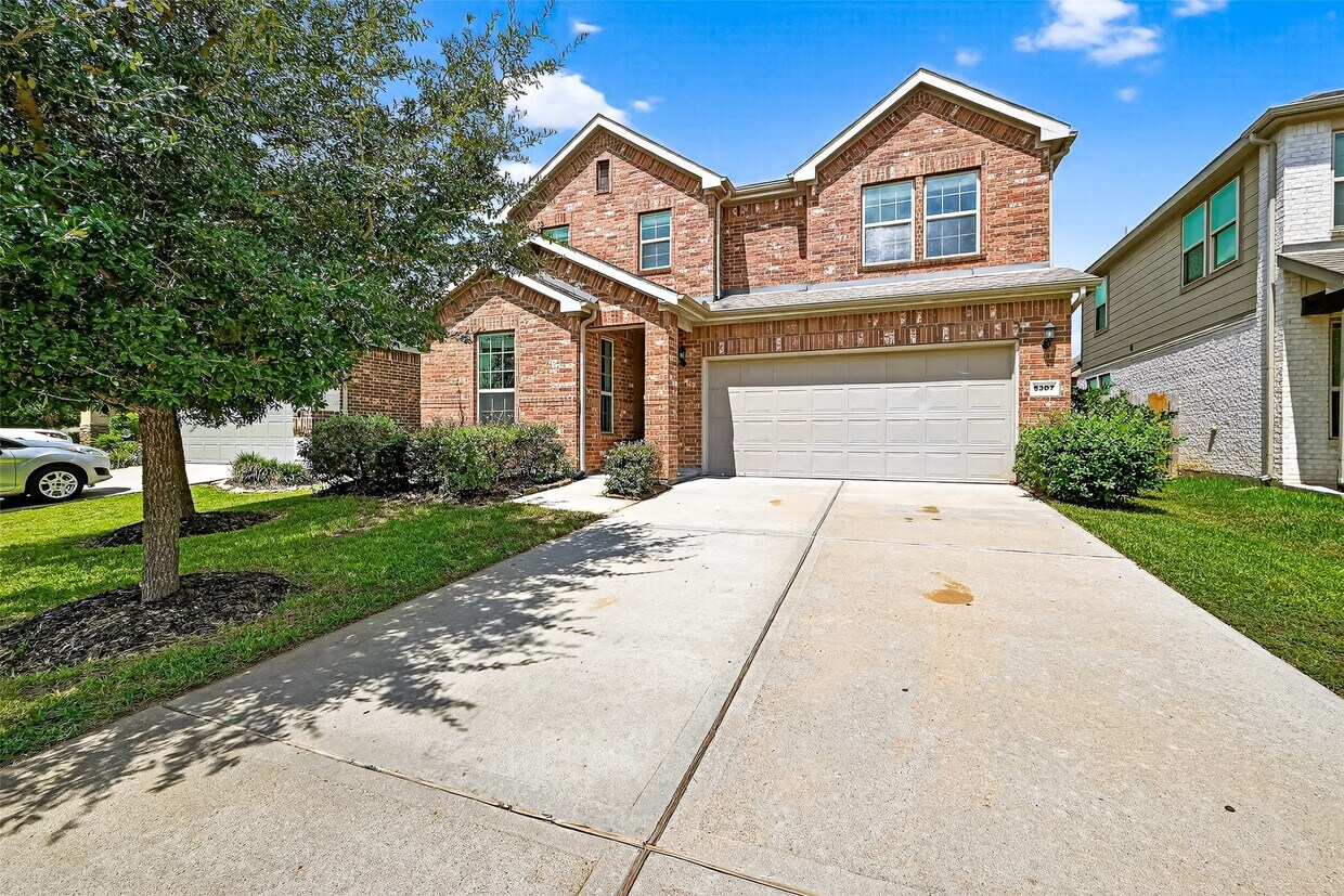 Foto principal - 5307 Rue Dela Croix Dr