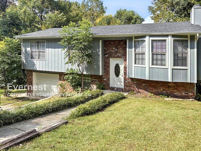 Foto del edificio - 5576 Dug Hollow Rd