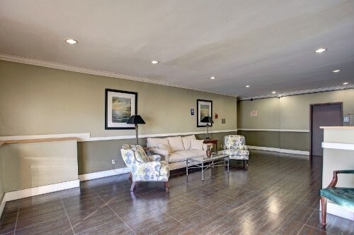 Foto del edificio - 5307 Sepulveda Blvd