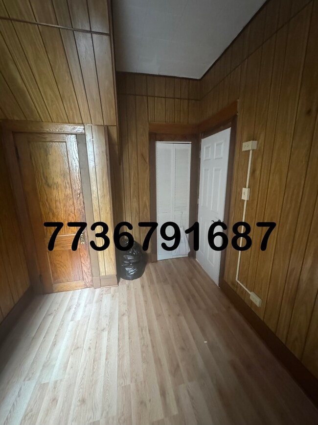 Building Photo - 5424 S Honore St