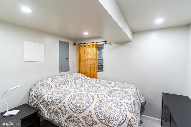 Building Photo - 3725 New Hampshire Ave NW