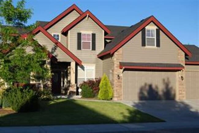 Building Photo - Beautiful Eagle Home