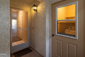 Building Photo - 2623 Antonio Dr