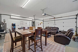 Building Photo - 129 Cimmaron Dr