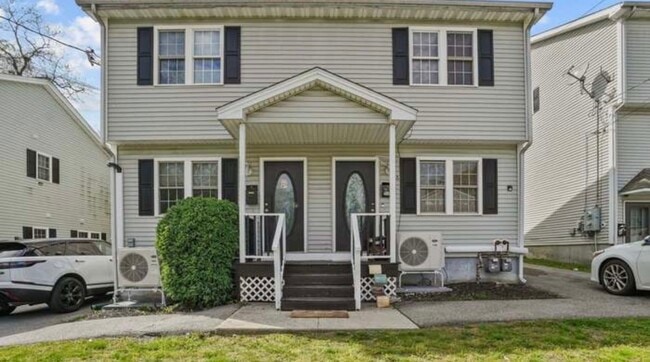 Building Photo - 46 Ridgeway Ave