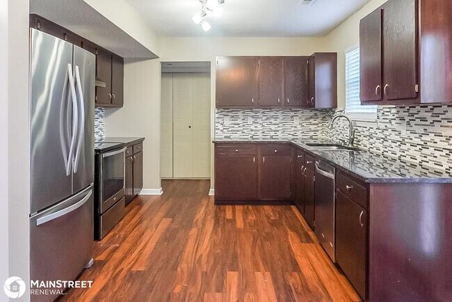 Foto del edificio - 834 Sandhill Crane Run, Greenwood, IN 46143