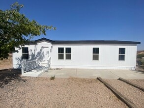 Building Photo - 9359 N Bridlebit Ave