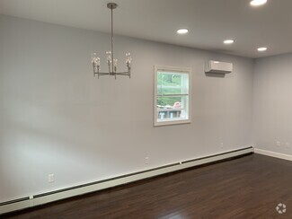 Building Photo - 255 Fairview Ave