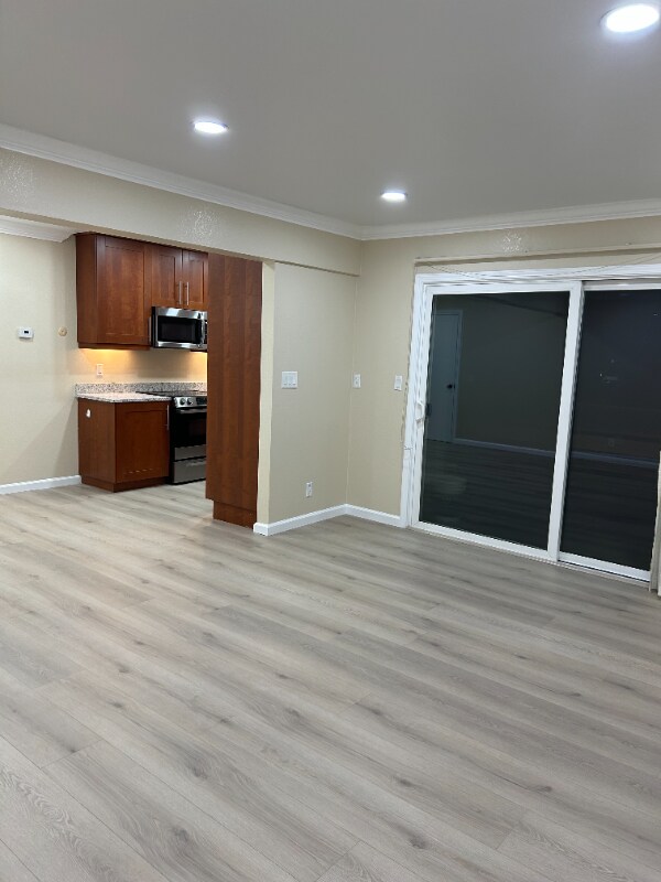 Foto del edificio - 674 Kirkland Dr