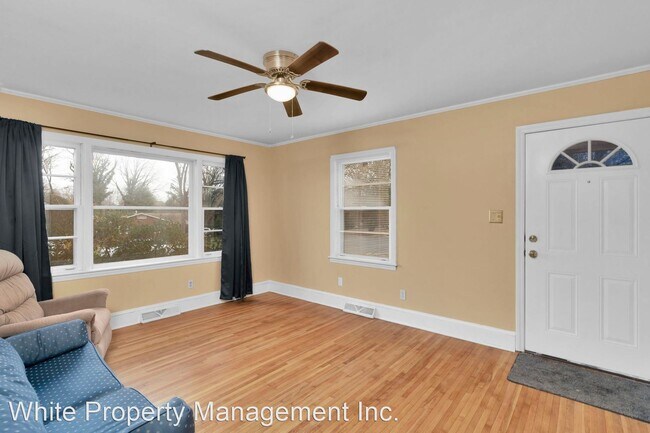 Building Photo - 2 br, 1 bath House - 935 Pierson Drive