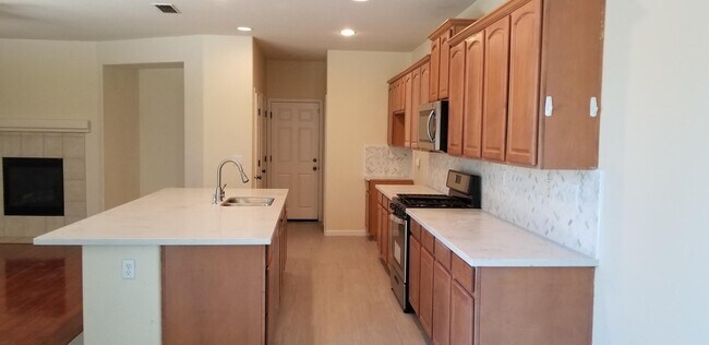 Building Photo - 2251 Mabry Dr