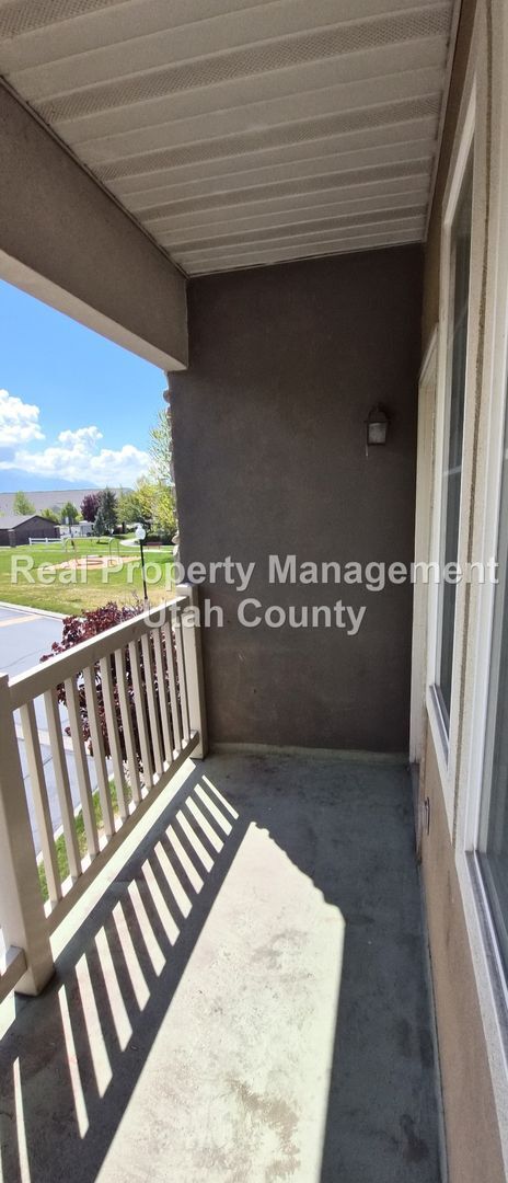 Building Photo - 1492 W 50 N