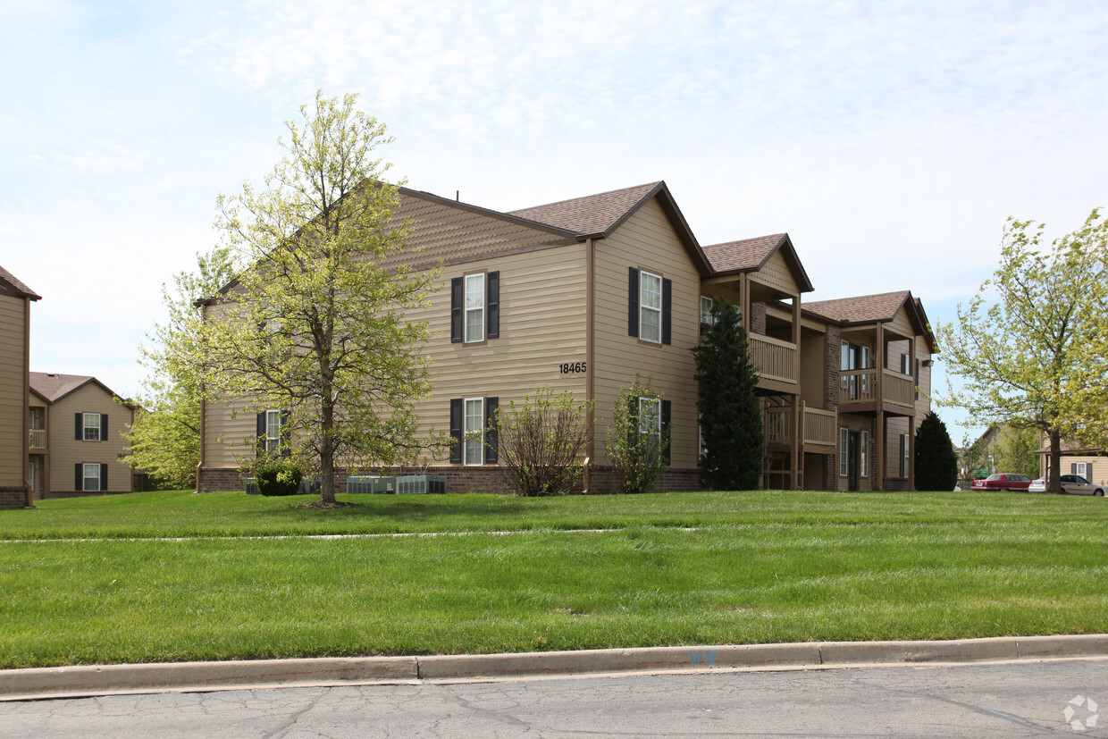 Primary Photo - Oak Ridge Park Apartments