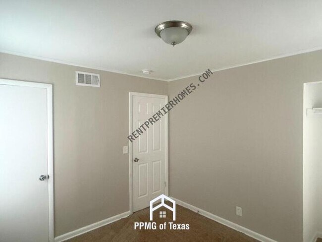 Foto del edificio - 4616 S 23rd W Ave