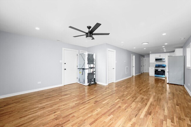 Foto del edificio - 11315 S Avenue G Ave