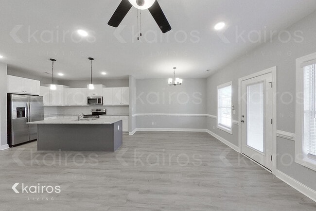 Building Photo - 3713 Oak Leaf Wy