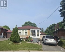 Building Photo - 54 Brantwood Dr