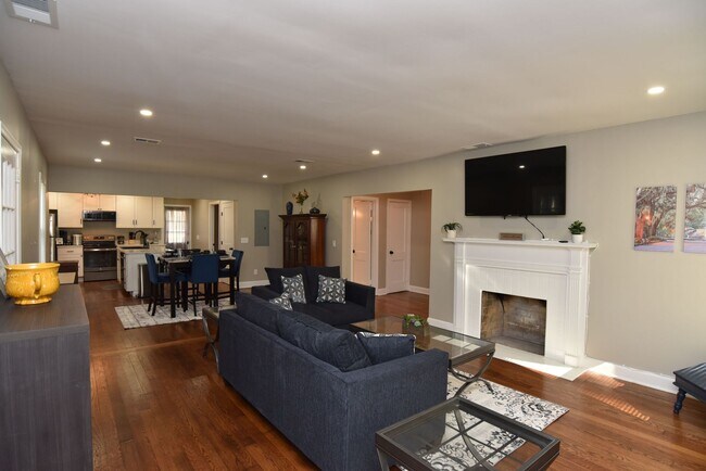 Foto del edificio - 202 E 58th St