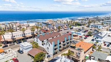 Building Photo - 733 Seacoast Dr Building Photo - 733 Seacoast Dr