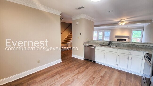 Building Photo - 2696 Arbor Glen Pl