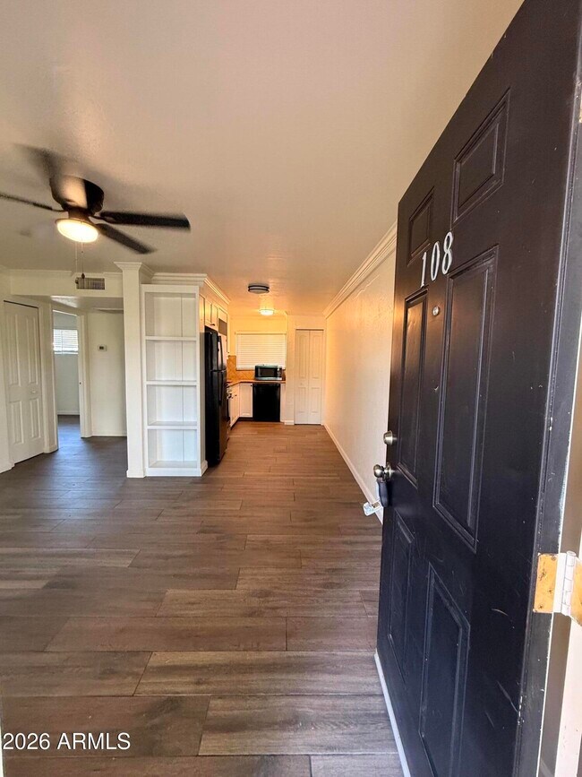 Foto del edificio - 4224 N 12th St