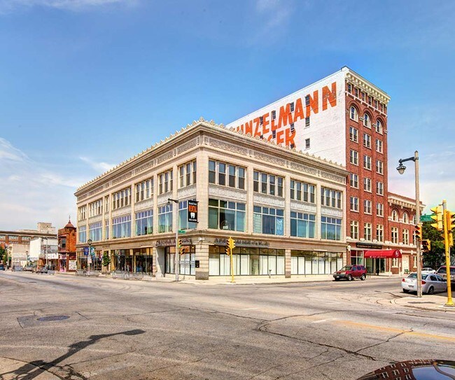 KunzelmannEsser Lofts Apartments Milwaukee, WI