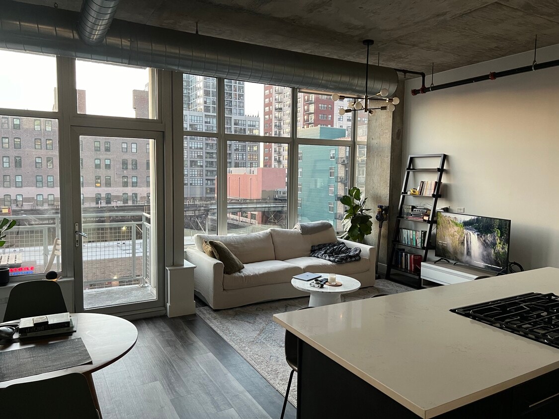 Foto principal - 50 E 16th St
