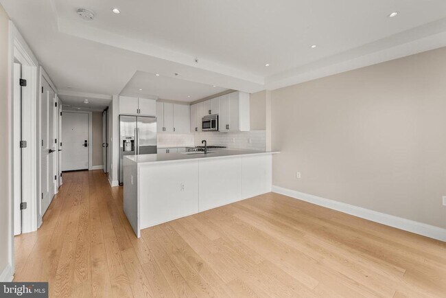 Foto del edificio - 925 N Fairfax St