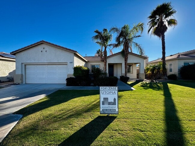 Building Photo - AVAILABLE NOW! GORGEOUS 3 BED / 2 BATH POOL HOME in Indio!