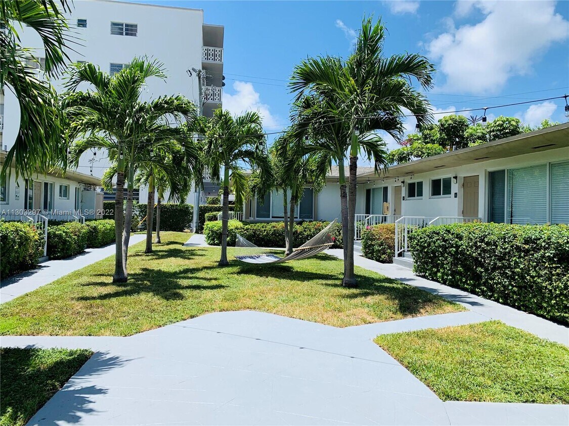 Building Photo - 1050  98th St  1W Bay Harbor Islands Fl 33154