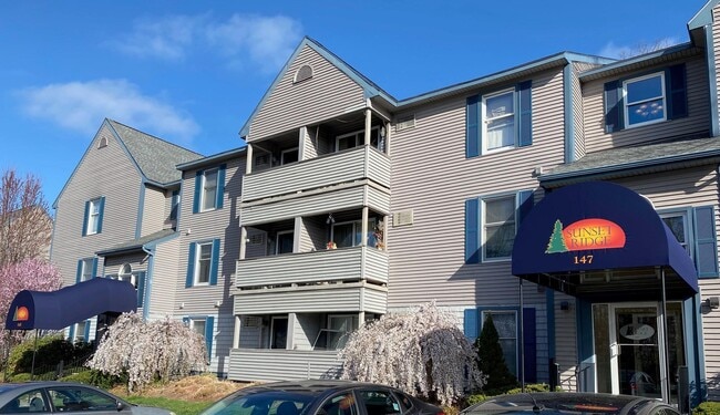 Foto del edificio - 143 Eastern Ave