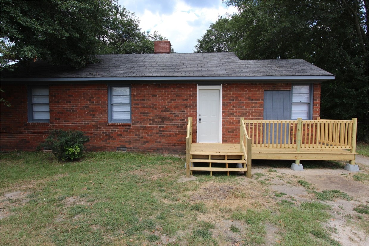 2021 Roosevelt Dr, Augusta, GA 30904 House for Rent in Augusta, GA