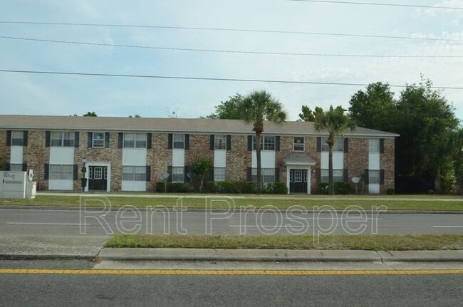 Building Photo - 5317 Curry Ford Rd