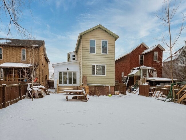 Building Photo - 130 Boroview Ave