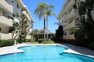 Building Photo - 29641 S Western Ave