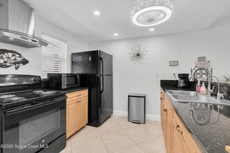 Building Photo - 12760 Indian Rocks Rd