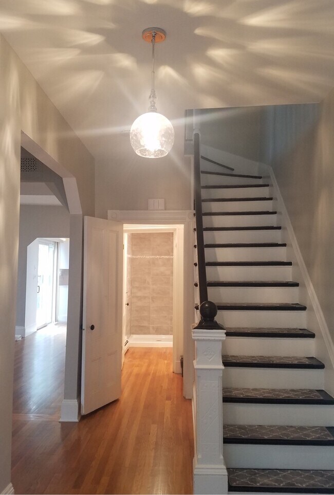 Entrada principal - 573 Cambridge Street