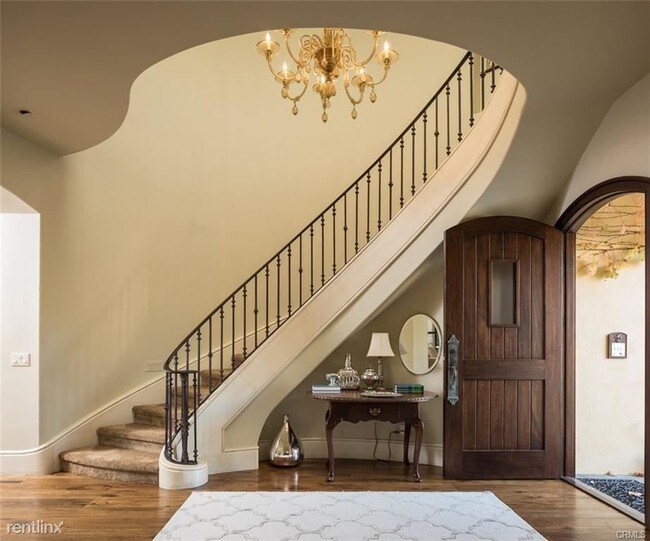 Foto del edificio - 6 br, 2 bath House - 18905 Evening Breeze Cir