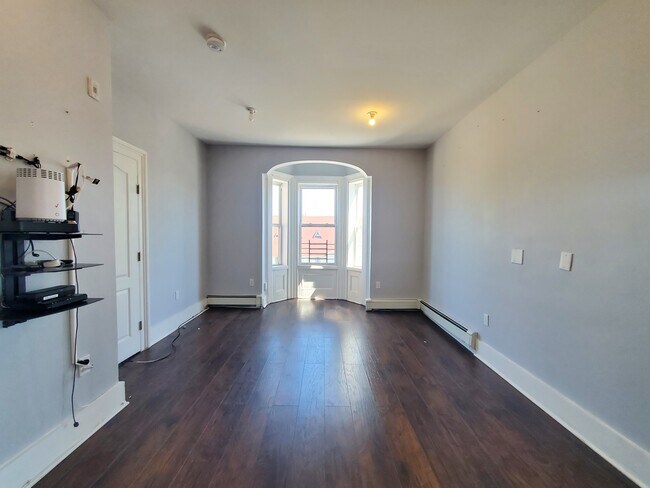 Building Photo - 148 Ocean Ave
