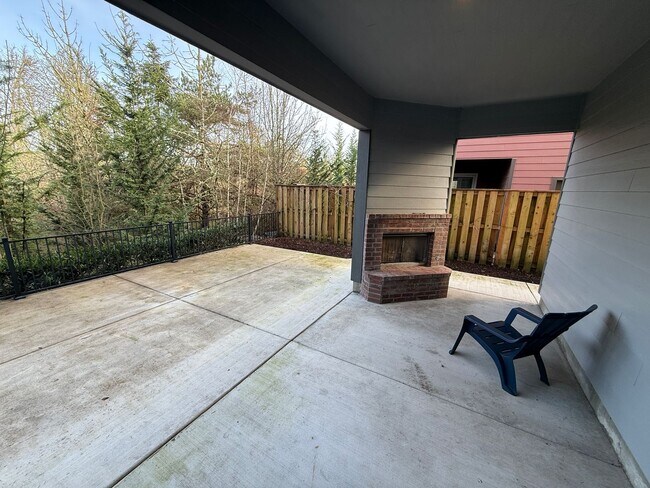 Foto del edificio - Nice 4bed/2.5 Bath Home, Gas Range