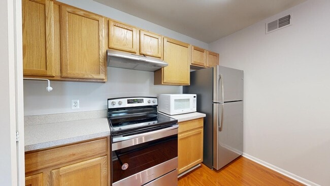 Building Photo - 2771 S Knightsbridge Cir